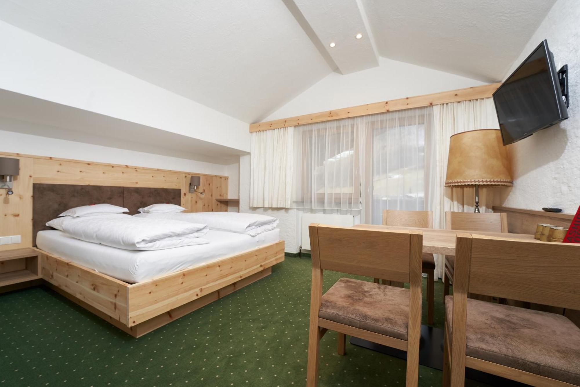 Hotel Am Hof Sölden Exteriör bild
